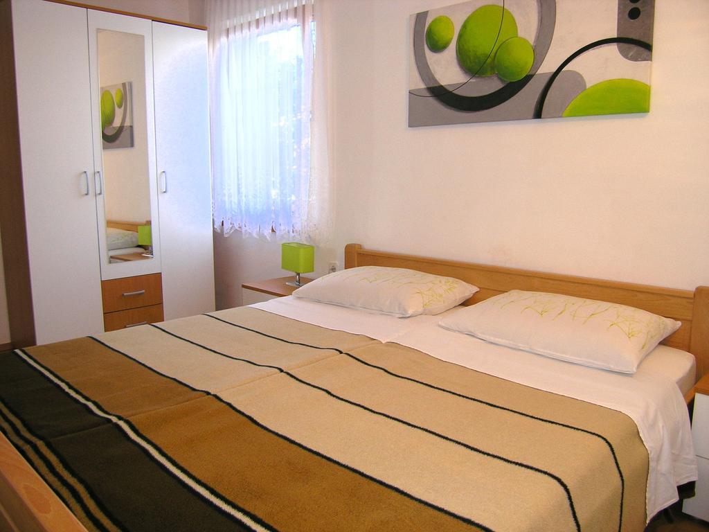 Apartmani Dolencic Đảo Krk Ngoại thất bức ảnh