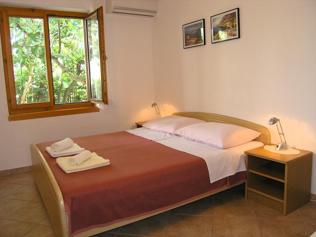 Apartmani Dolencic Đảo Krk Ngoại thất bức ảnh